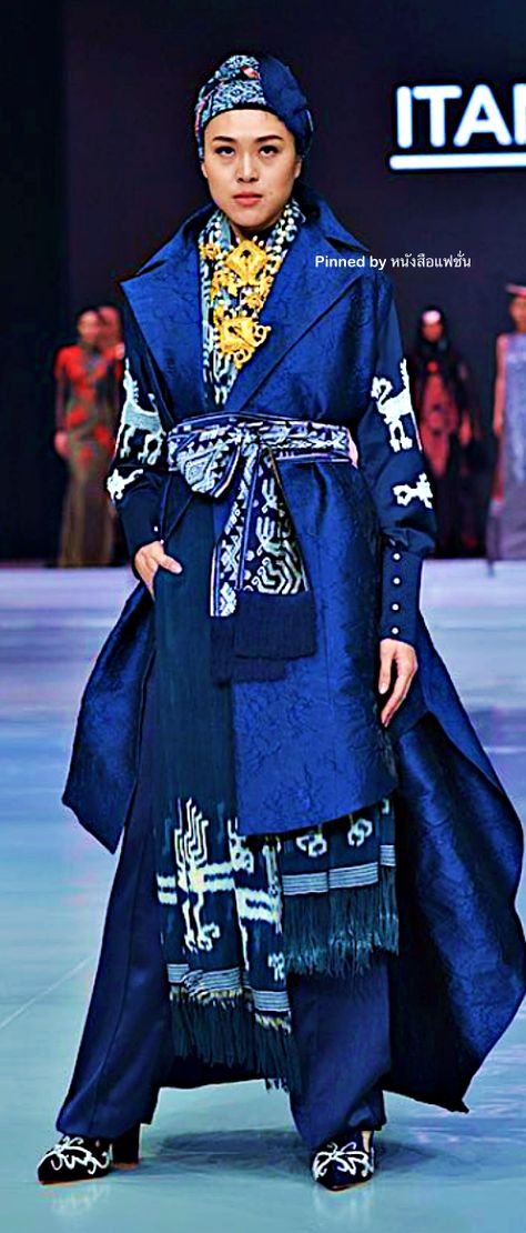 Indonesia Fashion Week, Fashion Week 2018, Modest Wear, Fashion Weeks, Batik, Fashion Week, Indonesia, How To Wear