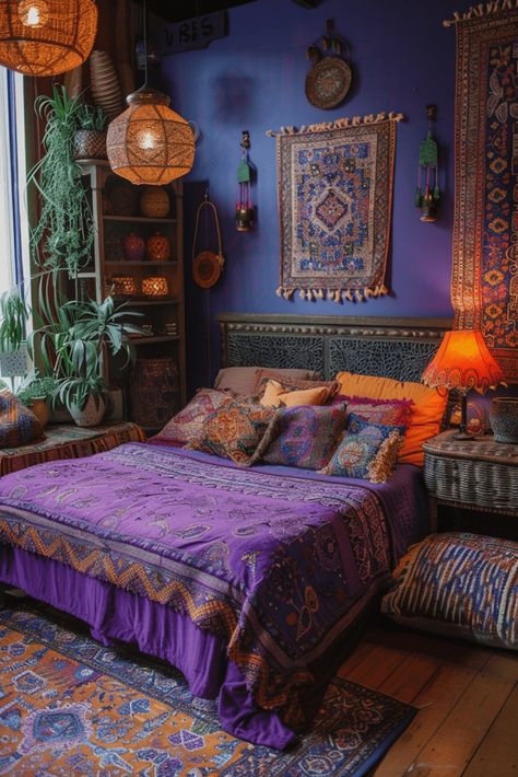 29 Lavender Boho Bedroom Ideas 21 Dark Bedroom Modern, Iridescent Bedroom, Lavender Boho Bedroom, Purple Boho Bedroom, Purple Bedroom Aesthetic, Moody Boho Bedroom, Green And Purple Bedroom, Vibey Bedroom, Jewel Tone Bedroom