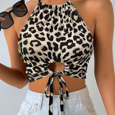 Crop Top Corto, Printed Tee Women, Tie Up Crop Top, Crop Top Pattern, Diy Fashion Clothing, Backless Top, Kids Beachwear, Top Casual, Free Clothes