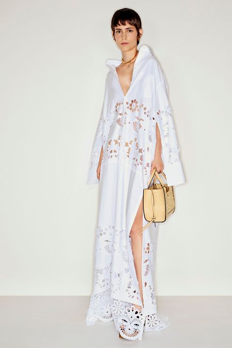 Valentino Resort 2023 Fashion Show | Vogue Valentino Resort 2023, Thigh High Leggings, Valentino Resort, Resort 2023, Mini Shift Dress, Lace Gown, Elie Saab, Look Chic, Paris Fashion