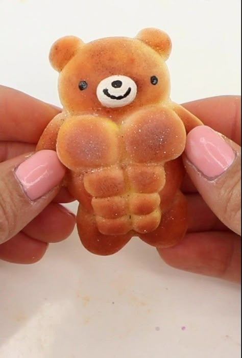 Buff Bear Bread, Bear Bread Recipe, Buff Bread, Bread Animals, Teddy Bear Bread, Cute Pastry, Pastry Photography, Chammak Challo, Bear Food