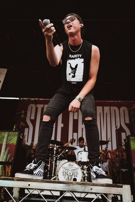 Derek Discanio, Pop Punk Music, State Champs, Wall Aesthetic, Band Geek, Gonna Be Alright, Punk Aesthetic, Scene Kids, Punk Music