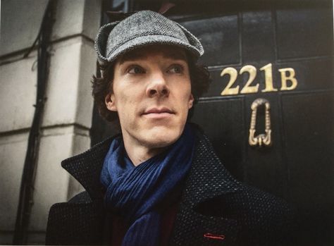 Sherlock Holmes Costume, Sherlock Coat, Sherlock Scarf, Working As A Team, Sherlock Cumberbatch, Benedict Sherlock, Mark Gatiss, Sherlock Holmes Bbc, Secret Location