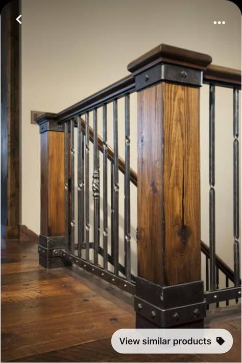 Ranch Style Decor, Wood Railings For Stairs, Staircase Layout, Industrial Staircase, Loft Railing, Rustic Staircase, Interior Stair Railing, Rustic Stairs, Hallway Colours