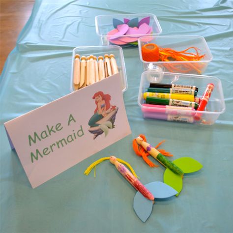 Under the sea party ideas Ariel Birthday Party Activities, Mermaid Theme Party Activities, Mermaid Party Activity Ideas, Mermaid Party Craft Ideas, Games For Mermaid Birthday Party, Mermaid Themed Birthday Party Games, Under The Sea Theme Classroom Activities, Mermaid Camp Ideas, Underwater Party Activities