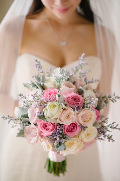 Hand Bouquet Wedding Elegant, Bouquet Wedding Elegant, Pastel Bridal Bouquet, Elegant Bridal Bouquets, Button Holes Wedding, Feminine Wedding, Thailand Wedding, Hand Bouquet, Wedding Elegant