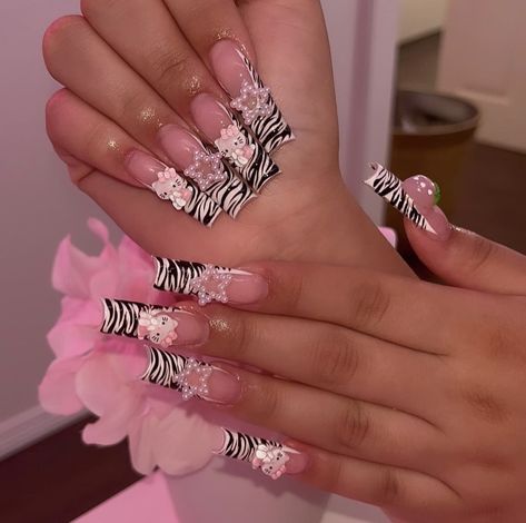 Hello Kitty Zebra Print, Short Duck Nails, Nail Tech Nails, Zebra Print Nails, Bday Nails, Kitty Nails, Zebra Nails, Punk Nails, Duck Nails