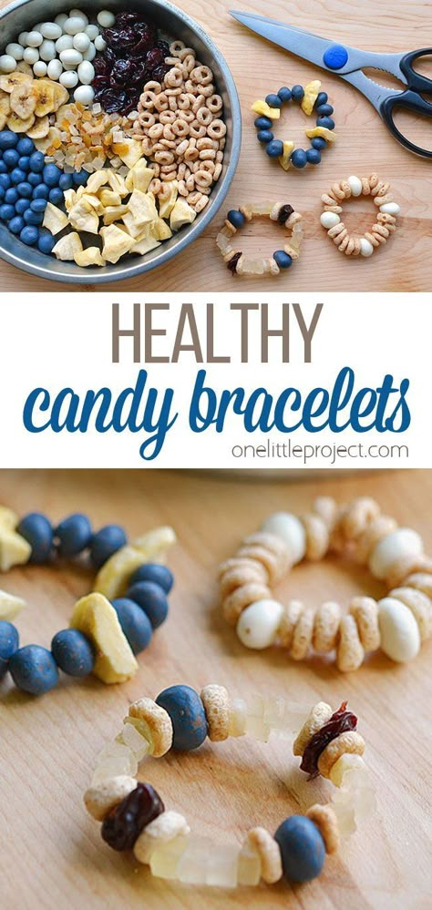 These healthy candy bracelets are such a simple craft for kids. Collect your favourite assortment of dried goods and let them create their own edible jewellery. You might have to help a bit with poking everything through the needle, but they’ll have lots of fun creating patterns, pulling it all onto the string and testing the new flavours. And of course, at the end, they’ll have something beautiful to show off! Edible Spring Crafts, Food Sensory Activities, Kids Food Activities, Healthy Treats For Kids, Kid Cooking, Candy Bracelets, Kids Food Crafts, Creating Patterns, Healthy Candy