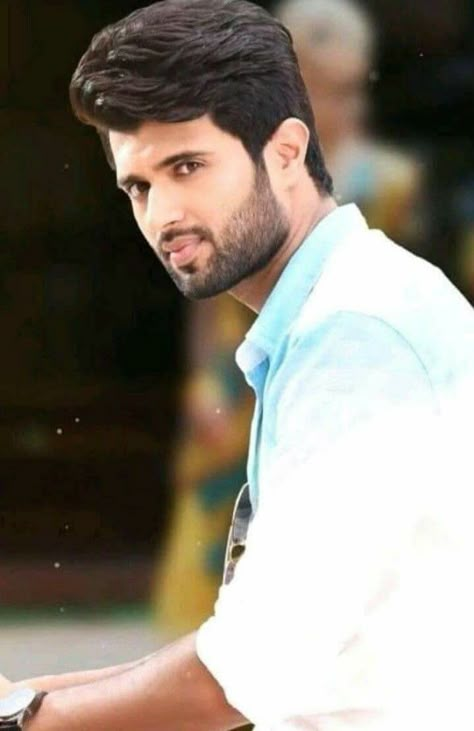 Vijay Devarakonda Photos, Dhruva Movie, Telugu Hero, Heroes Actors, Famous Indian Actors, Allu Arjun Images, Vijay Deverakonda, Prabhas Pics, Vijay Actor