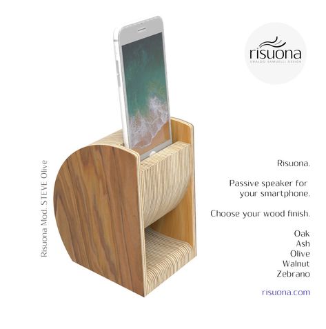 Passive speaker for your smartphone. Iphone Speaker Wood, Passive Amplifier, Smartphone Speaker, Wood Phone Holder, Wooden Speakers, Iphone Speaker, Diy Recycled Projects, Harley Davidson Artwork, Cellphone Holder