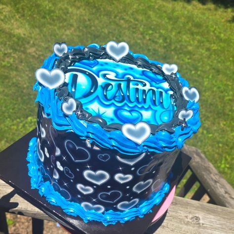 Another airbrushed themed cake💙 www.instagram.com/margueritesbakeshop https://www.facebook.com/margueritesbakeshop tiktok.com/@candice.the.baker #chocolatecoveredstrawberries #indianabakery #margueritesbakeshop #bakingfromscratch #nwindianabaker #indianabaker #cakestagram🍰 #blackgirlsbake #chocolate #poundcakes #buttercreamgang #blackownedbusiness #whippedcream #cookies #buttercream #homemadebaker #sweettreats #decoratingcakes #chicagocakes #chicagobaker #Chicagotreats #chicagosweets #bla... 2000 Theme Cake, Freaknik Cake, Y2k Party Cake, 19th Birthday Theme Ideas, 2000s Themed Cake, Early 2000s Cake, 90s 2000s Party Ideas, Homies Cake, Y2k Cupcakes