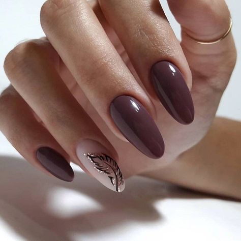 Dot NailsPolka DotsFancy NailsTrendy NailsDot Nail DesignsNails DesignNail Designs Ongles Beiges, Beige Nails Design, Brown Nail Art, Unghie Sfumate, Brown Nails Design, Nail Art Ombre, Makijaż Smokey Eye, Oval Nails, Brown Nails