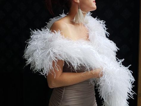 Shawl For Wedding, White Feather Boa, Catwalk Makeup, Feather Shawl, Feather Outfit, Feather Scarf, Feather Cape, Ostrich Feather Trim, Trim Scarf