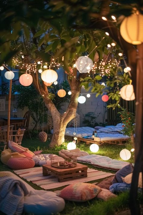 22 Summer DIY Backyard Party Lighting Ideas Photography Garden Ideas, Outdoor Decor Backyard Party, Solar Light Garden Idea, Summer Garden Party Ideas Decor, Birthday Decoration Ideas Outdoor, Outdoor Pool Lighting, Garden Birthday Ideas, Diy Backyard Party, Party Lighting Ideas