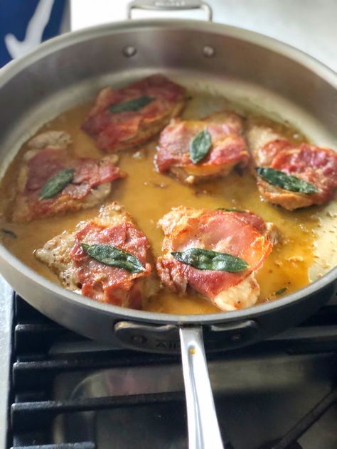 Saltimbocca Veal, Veal Cutlet Recipes, Veal Dishes, Osso Buco Recipe, Veal Saltimbocca, Chef Ramsey, Saltimbocca Recipe, Cultural Foods, Veal Stew