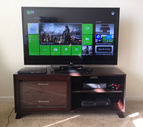 Here's another tv setup more of a gaming setup with an Xbox one and an Xbox 360 Tv Xbox Setup, Xbox Tv Setup, Xbox Setup Bedroom, Xbox Setup, Xbox Setup Bedroom Tv, Xbox One Setup, Xbox 360 Setup, Xbox One X Setup, Gaming Setup Xbox One