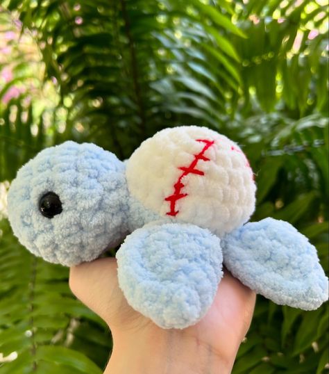 Game on with these crochet cuties!🏈⚽️🏀 Meet our Sporty turtles, ready to bring some playful flair to your day! ⚾️ Now available on our shop ~ Link in bio #crochet #crochetturtles #crochetart #crochetbuisness #smallbuisness #amigurumi #customorder #onmyshop #turtle #sportturtle #football #basketball #baseball #soccer #gifts #crochetgift #sportfan #athlete #small #cute #cutecrochet #amigurumilove #amigurumist Crochet Volleyball, Crochet Soccer Ball, Baseball Crochet, Crochet Soccer, Football Crochet, Crochet Baseball, Needle Crafts, Soccer Gifts, Amigurumi Free