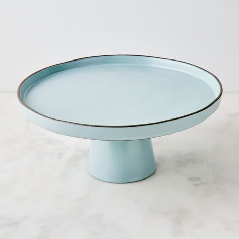 Glass cake stand