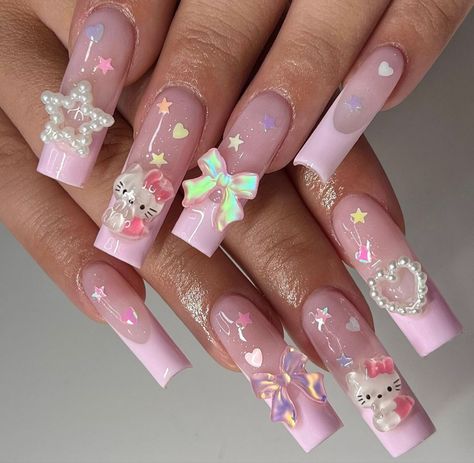 Charm Nails Acrylic, Acrylic Nails Hello Kitty, Hello Kitty Inspired Nails, Nails Hello Kitty, Charm Nails, Kitty Nails, Girly Acrylic Nails, Inspired Nails, Pink French