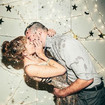 Couple Goals: Here's How to Make a New Year's Resolution for Your Relationship: Glamour.com New Year Captions, Eve Instagram, New Year's Kiss, Instagram Couples, Top Wedding Trends, Flirting Tips For Girls, Flirt Tips, Couple Games, Flirting Humor