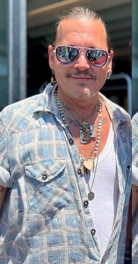 Johnny Depp Latest Photos, Johnny Depp Pics, Johnny Depp Selfie, Johnny Depp Recent Photos, Not Meant To Be Together, Johnny Depp Photos, Depp Johnny, Johnny Depp Funny, Arch Motorcycle