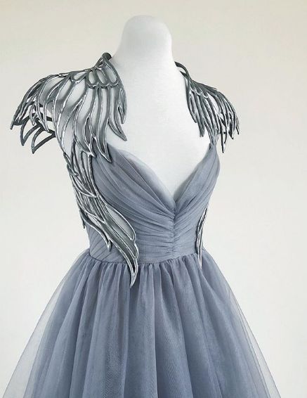 cubsie on Twitter: "Absolutely in awe of this hand sculpted angel gown by Linda Friesen… " Angel Gowns, Fantasy Dresses, Fantasy Gowns, Fantasy Dress, Fantasy Clothing, Fantasy Fashion, Mode Inspiration, Fancy Dresses, Costume Design