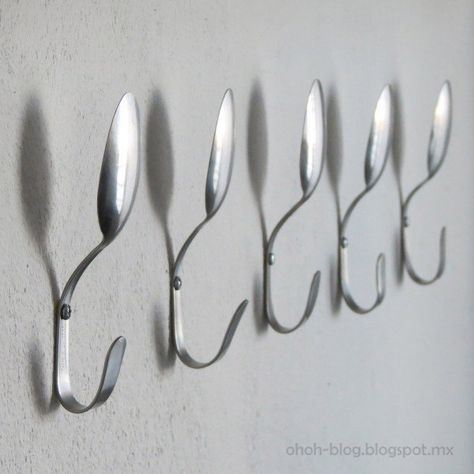 Spoon coat hook in diy accessories  with Spoon Coathanger Diy Coat Hooks, Diy Wall Hooks, Spoon Hooks, Cutlery Art, Silverware Crafts, Diy Clothes Rack, Diy Coat, Silverware Art, Vintage Diy