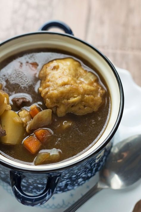 Beef vegetable soup with dumplings is super comforting & the perfect recipe for a Sunday treat. It's flavoured with rosemary & hearty from the potatoes. Soup With Dumplings, Beef Vegetable Soup, Beef Dumplings, Beef Barley Soup, Quick And Easy Soup, Potato Dumplings, Dumplings For Soup, Vegetable Beef Soup, Barley Soup