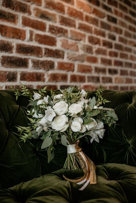 White And Green Bridal Bouquet Eucalyptus, White And Green Wedding Bouquet Eucalyptus, Jasmine Bouquet Wedding, Eustoma Bouquet Wedding, Green And White Bouquets, Wedding Bouquet White And Green, Eustoma Wedding, Spray Rose Bouquet, Green And White Wedding Bouquet