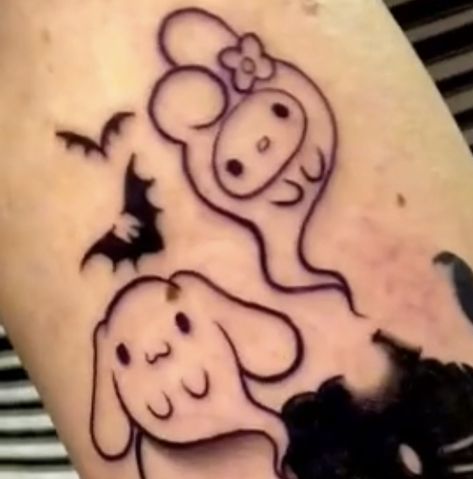 Hello Kitty Ghost Tattoo, Creepy And Cute Tattoo, Cute Gore Tattoo, Matching Sanrio Tattoos, Sanrio Tatoos, Cutecore Tattoo, Kawaii Goth Tattoo, Gore Tattoo Ideas, Sanrio Ghost