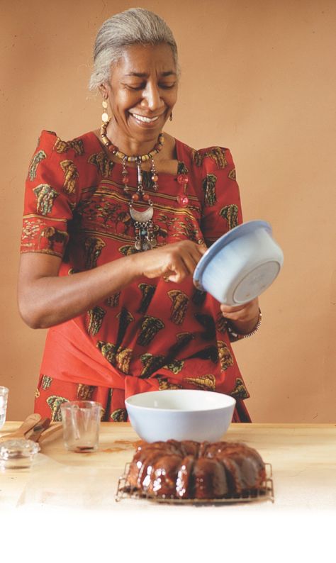 Edna Lewis Recipes, Edna Lewis, Kinfolk Magazine, San Diego Food, Chicken And Biscuits, Female Chef, James Beard, White Bean Soup, Country Cooking