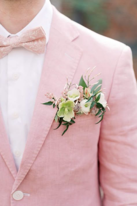 Floral pocketsquare for the bridesman |Bouquets of Austin| #floralpocketsquare #boutonniere #winterwedding Blush Winter Wedding, Floral Pocket Square, Boutonnieres Prom, Blush Bouquet, Blush Bridesmaids, Winter Wedding Flowers, Diy Wedding Bouquet, Wedding Session, Floral Pocket