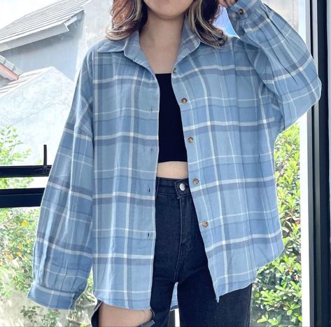 Blue Flannel Outfit Women, Blue Plaid Shirt Outfit, Flannel Outfit Women, Blue Flannel Outfit, Check Shirts For Women, Light Blue Flannel, Checked Shirt Women, Plaid Shirt Outfits, Flannel Outfits