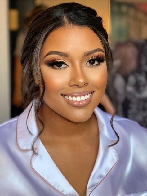 Bridal Makeup Mixed Race, Makeup Black Women Prom, Hooded Eyes Bridal Makeup, Soft Glam Black Women, Bridal Makeup Neutral, Bridal Makeup Black Women, Medium Skin Tone Makeup, Prom Makeup Black, Prom Makeup Black Women