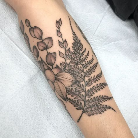 Fern And Eucalyptus Tattoo, Fern Wrapped Around Arm Tattoo, Fern Tattoo Inner Arm, Leg Fern Tattoo, Botanical Elbow Tattoo, Fern And Wildflower Tattoo, Fern Arm Tattoo, Finn Tattoo, Fortune Teller Tattoo