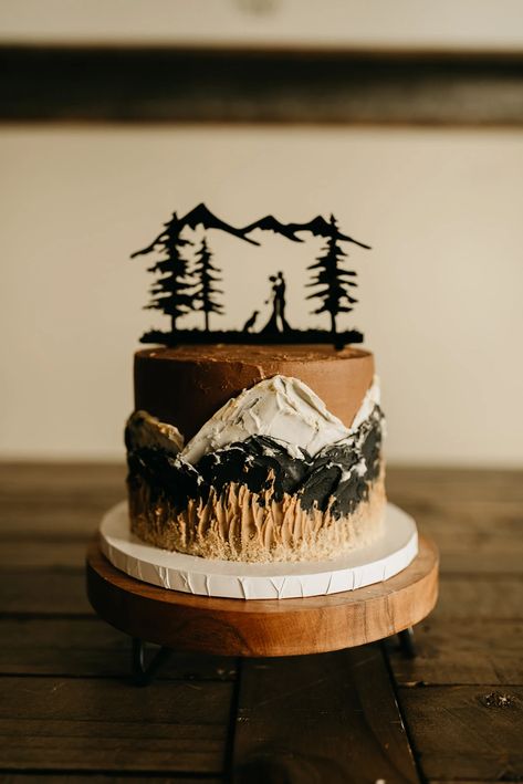 Wedding Cakes | Montana Wildflour | United States Mountain Wedding Cake, Mountain Cake, Country Wedding Cakes, Creative Wedding Cakes, Baking Decorating, Whitefish Montana, Wedding Cake Ideas, Custom Desserts, Forest Cake