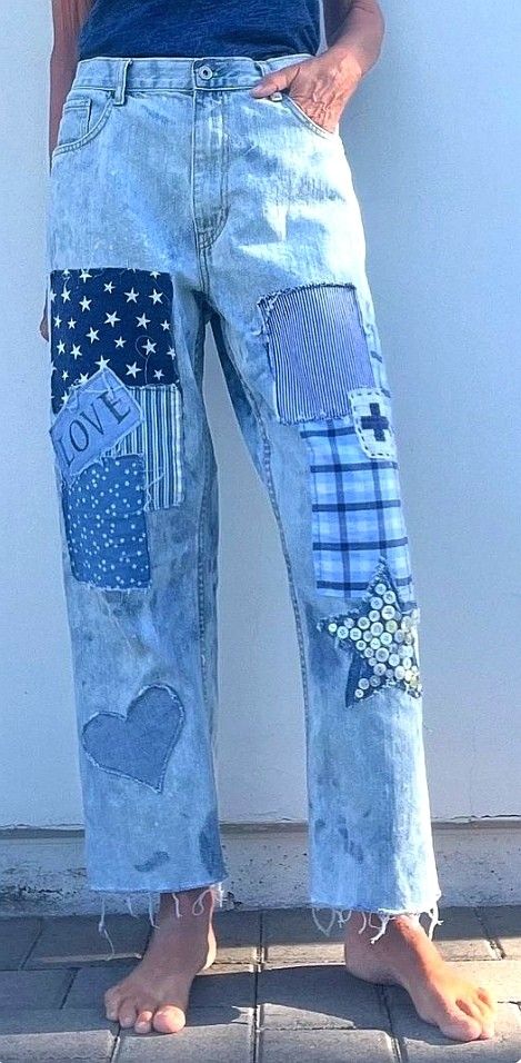 Jean Upcycle, Boho Bottoms, Reuse Clothes, Ropa Upcycling, Cross Patch, Patched Denim Jeans, Boho Cross, Upcycled Jeans, Patchwork Clothes