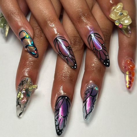 chelle da nail artist (@shynebychelle) • Instagram photos and videos Nail Inspo Butterfly, Whimsigoth Nails, Wing Nail Art, Butterfly Wing Nails, Practice Nails, Insect Wings, Finger Painting, Nail Inspiration, Gel Manicure