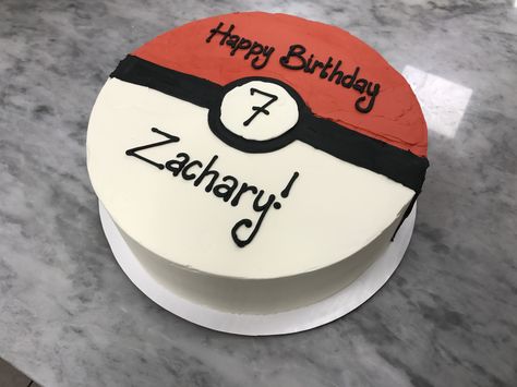 pokemon pokeball buttercream cake Pokemon Simple Cake, Easy Pokemon Cake, Diy Pokemon Cake, Simple Pokemon Cake, Easy Pokemon Cake Ideas, Diy Pokemon Cake Easy, Pokemon Ball Cake, Pokemon Cake Ideas, Pokémon Cake