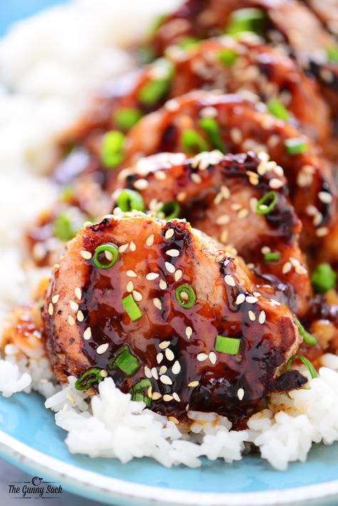 Honey Sesame Pork Tenderloin Recipe Hoisin Glazed Pork Tenderloin, Honey Sriracha Pork Tenderloin, Hoisin Pork Tenderloin, Pork Fillet Recipes, Sesame Pork, Asian Pork Tenderloin, Cooking Pork Tenderloin, Roast Beef Sandwich, Gunny Sack