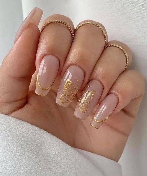 Gold Butterfly Nails, Nail Artwork, Butterfly Nail Designs, Pastel Nails Designs, Butterfly Nails, Gold Nail Polish, Gold Nail Designs, Glittery Nails, Stylish Nails Designs