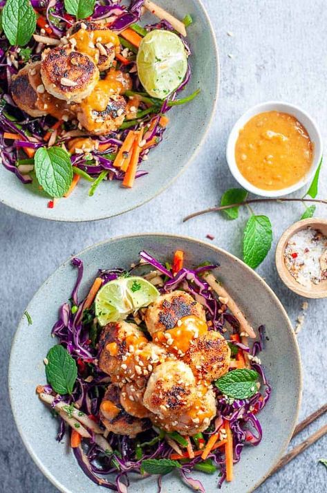 Thai Chicken Meatballs, Clean Eating Chicken Recipes, Satay Chicken, Thai Beef Salad, Weeknight Chicken, Clean Eating Chicken, Healthy Food Swaps, Spicy Peanut Sauce, Asian Slaw