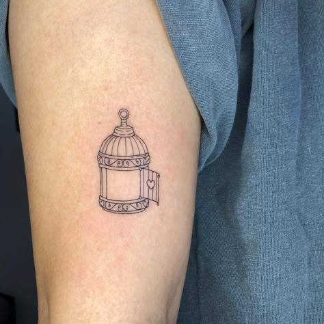 blekk on Instagram: “sweet sweet birdy cage for ada !! (*⁰▿⁰*)” Butterfly Cage Tattoo, Vintage Bird Cage Tattoo, Aesthetic Bird Cage Setup, Open Bird Cage Tattoo, Open Cage Tattoo, Bird Bath Tattoo, Caged Bird Tattoo, Birdhouse Tattoo, Bird Cage Tattoo