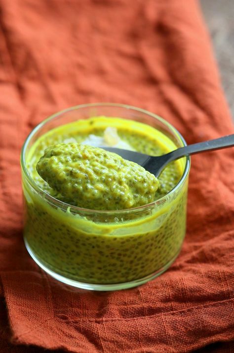 Golden Milk Chia Pudding. Turmeric Milk, spices and orange in this chia pudding makes an amazing breakfast. Vegan Gluten-free Nut-free Soy-free Recipe #veganricha | VeganRicha.com Chia Recipes, Baking Vegan, Chia Recipe, Acid Reflux Recipes, Breakfast Vegan, Vegan Richa, Yummy Healthy Breakfast, Amazing Breakfast, Turmeric Milk