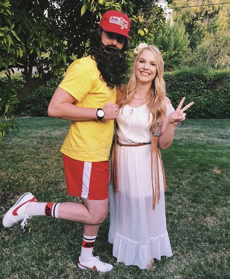 Jenny And Forrest Costume, Forrest Gump Halloween Costumes, Jenny Forest Gump Outfit, Forest Gump Halloween Costumes, Forest Gump Running Costume, Forest And Jenny Costume Halloween, Forest Gump Couple Costume, Forrest And Jenny Costume Couple, Forest Gump And Jenny Costume Halloween