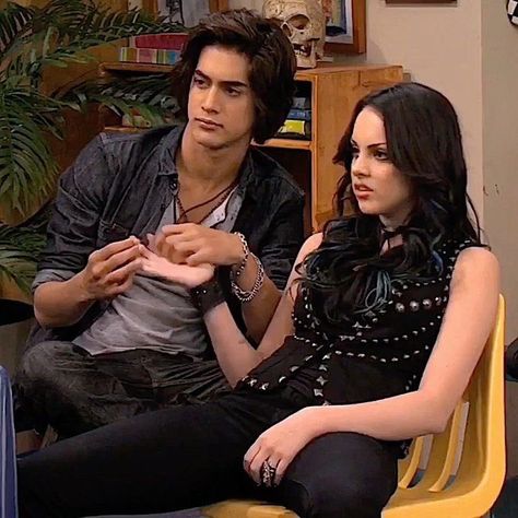 Jade E Beck, Victorious Show, Jade Victorious, Jade And Beck, Empress Sissi, Liz Gilles, Beck Oliver, Victorious Cast, Tv Show Couples