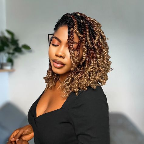 Ombre Spring Twist, Braid Hair Dos, Twist Braiding Hair, Spring Twist Hair, Bob Braids Hairstyles, Nappy Hair, Protective Hairstyles For Natural Hair, Twist Braid, Bob Braids