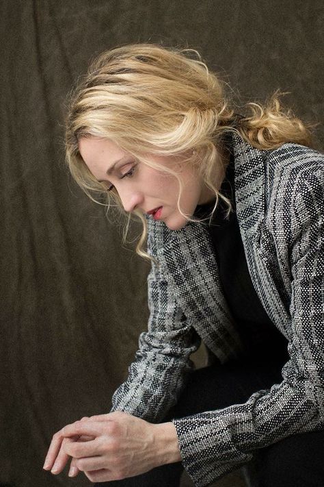 Evelyne Brochu Delphine Cormier, Evelyne Brochu, Nyc Pics, Famous Actresses, Orphan Black, Inspiring Women, Character Reference, Blonde Bombshell, Netflix Series