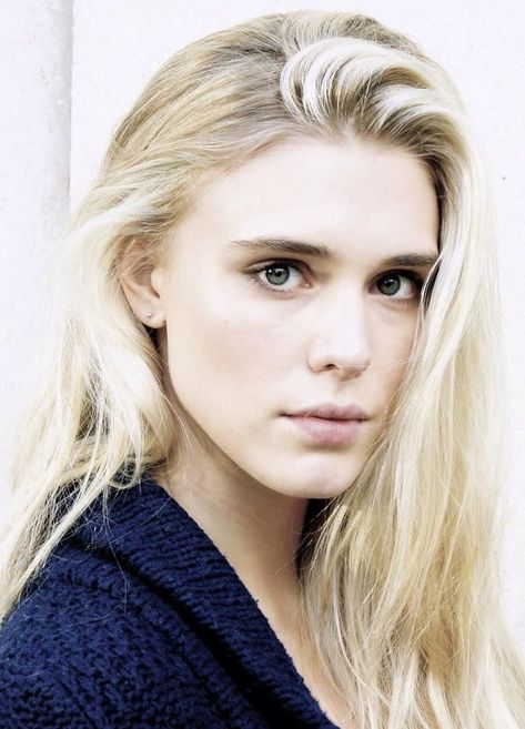 Gaia Weiss aka Porunn Low Eyebrows, Gaia Weiss, Laura Donnelly, Straight Eyebrows, Vikings Tv Show, Katheryn Winnick, Polish Models, Viking Age, French Women