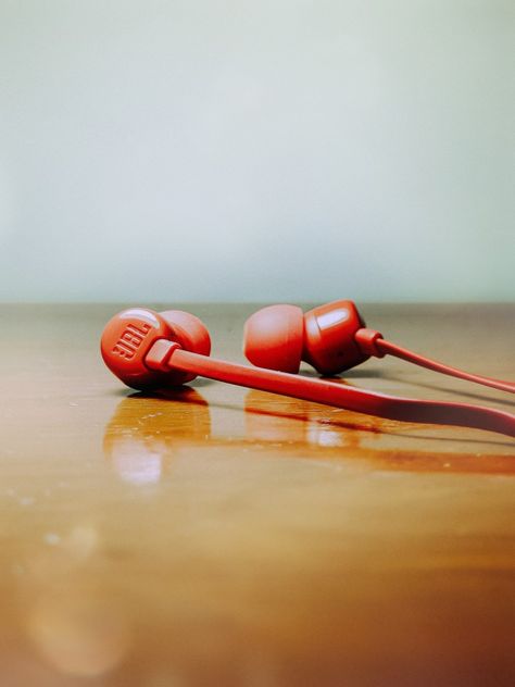 Mobile Photography, Headphones, Electronic Products, Photography, Red